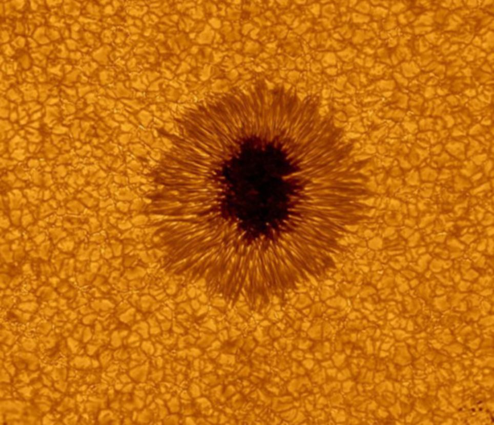 Глаз солнца: самое подробное фото солнечного пятна