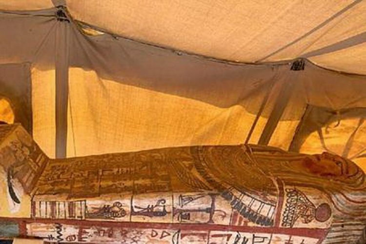 В Египте нашли саркофаги возрастом 2500 лет