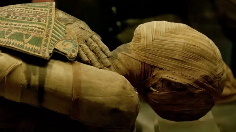 Обнаружен необычный артефакт внутри египетской мумии