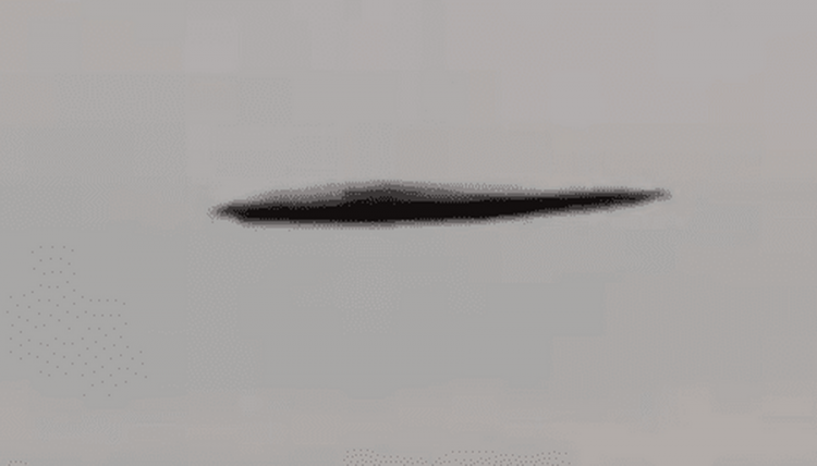 Гигантский НЛО при свете дня над Нью-Джерси
