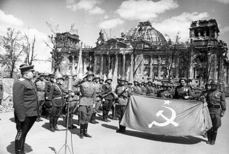Какие трофеи привозили домой советские солдаты?