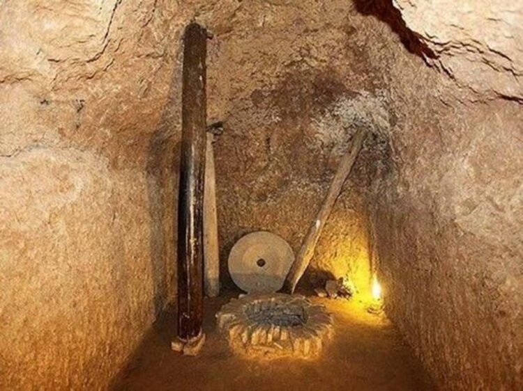 Древний подземный город в Иране — Нушабад