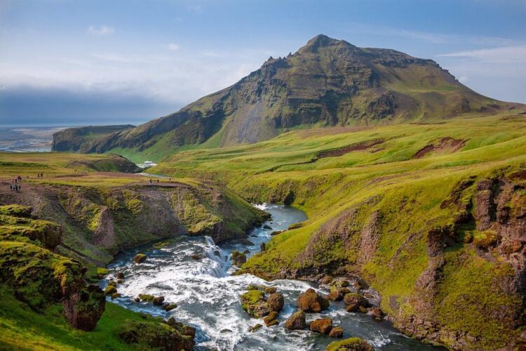 Древний континент нашли под Исландией